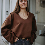 NAIDA BROWN V-NECK SWEATER