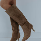 BEIGE SUEDE HEEL BOOTS