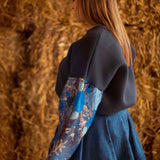 FREYA DARK BLUE SWEATER / BLUE SLEEVES