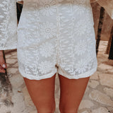FERNANDA ECRU CROCHET SHORT