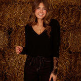 KODA BLACK LACE V-NECK PULL