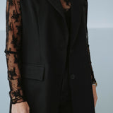 INGA BLACK SLEEVELESS BLAZER