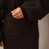 EILEEN BLACK KNITTED SWEATER