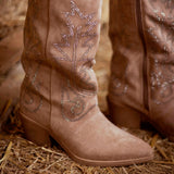 YEE-HAW BEIGE DIAMOND COWBOY BOOTS