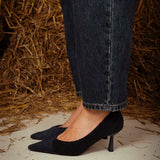 SAPPHIRE DARK BLUE CAT HEELS