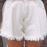 LUCY ECRU DENIM SHORT