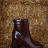 STELLA BROWN SHINY LEATHER HEEL BOOTS