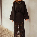 EILEEN BLACK KNITTED SWEATER