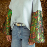 FREYA GREY SWEATER / OLIVE GREEN SLEEVES