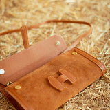 WESTERN CAMEL SUEDE POCHETTE
