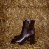 STELLA BROWN SHINY LEATHER HEEL BOOTS