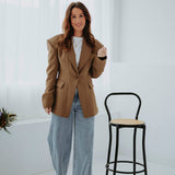 ANOUSHKA'S GO-TO TAUPE BLAZER