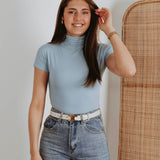 LUNA BLUE SAGE SHORTSLEEVE TURTLENECK TOP