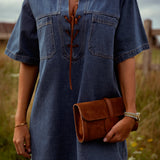 WESTERN CAMEL SUEDE POCHETTE