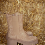 OKLAHOMA TAUPE SUEDE BOOTS